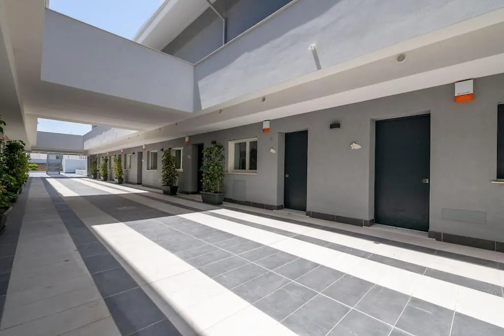 Apartment Maison Blaesia - Beachfront Modern Sea Loft Bari Italy