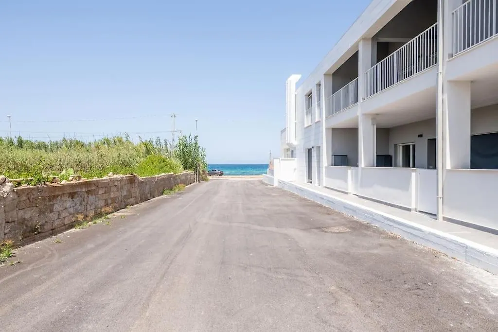 Apartment Maison Blaesia - Beachfront Modern Sea Loft Bari